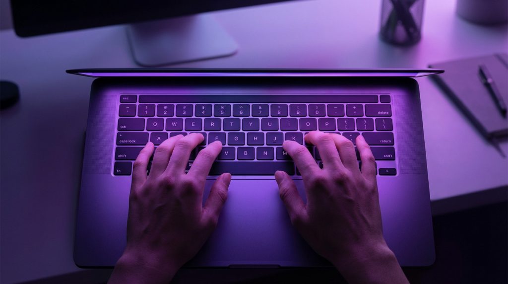 Raccourcis clavier pour crochets sur MacBook AZERTY